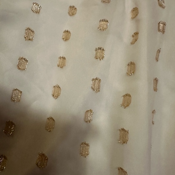 2X White and Gold Polka dot Crown & Ivy Blouse - Picture 4 of 5